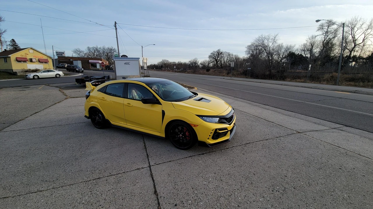 2021 Honda FK8 Civic Type R - Image 26 of 31