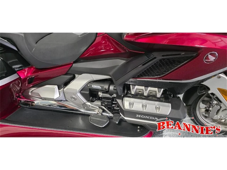 2021 Honda Gold Wing - Image 9 of 10