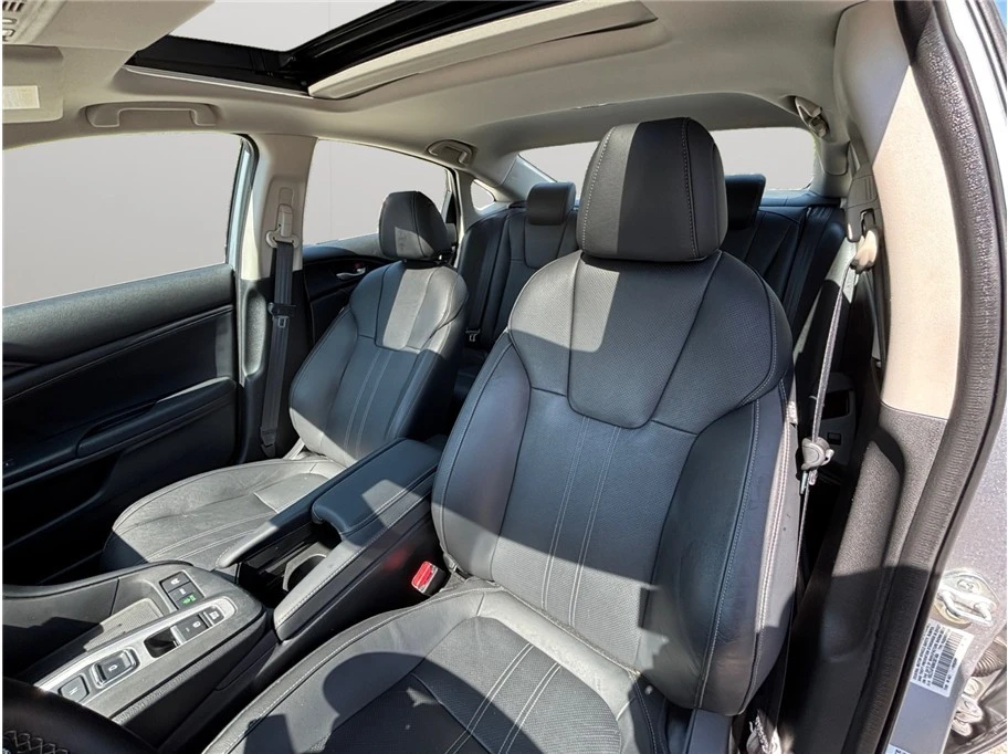 2021 Honda Insight 3rd Gen - Image 17 of 21