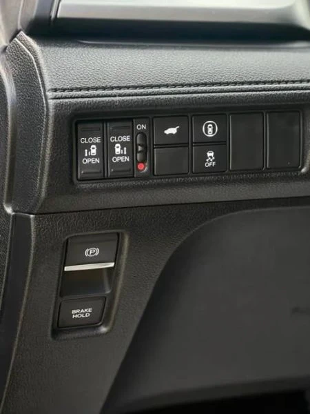 2021 Honda Odyssey - Image 11 of 12