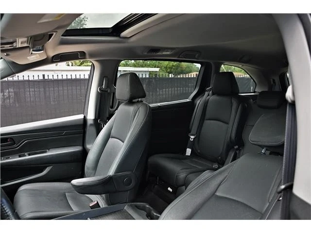 2021 Honda Odyssey - Image 11 of 18