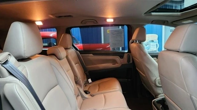 2021 Honda Odyssey - Image 17 of 21