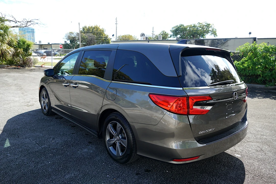 2021 Honda Odyssey - Image 17 of 21