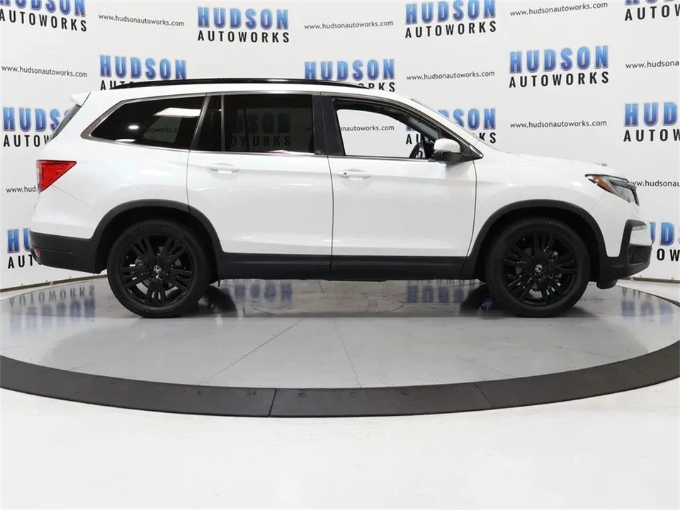 2021 Honda Pilot 3rd Gen - Image 7 of 31