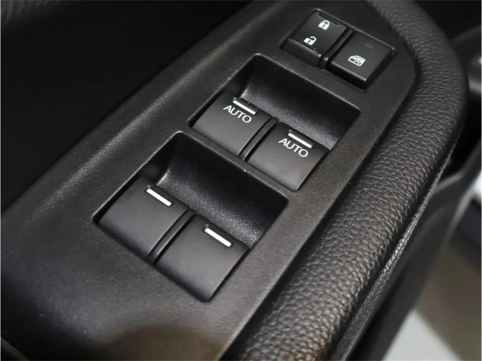 2021 Honda Pilot 3rd Gen - Image 11 of 31