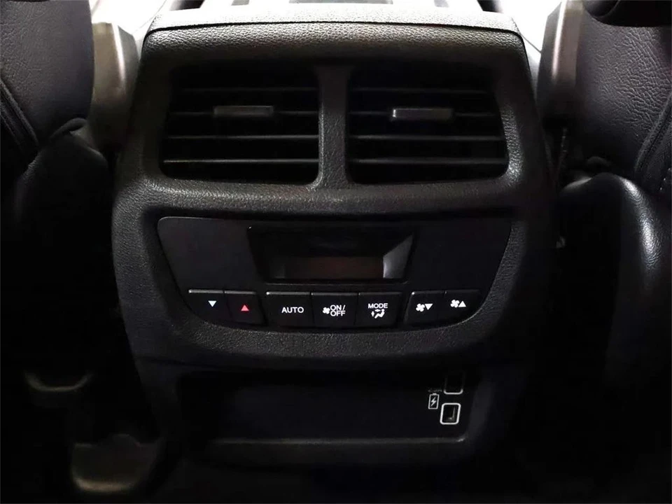 2021 Honda Pilot 3rd Gen - Image 27 of 31