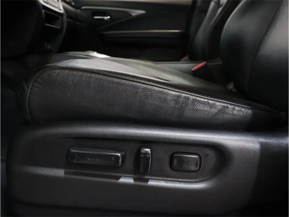 2021 Honda Pilot 3rd Gen - Image 15 of 31