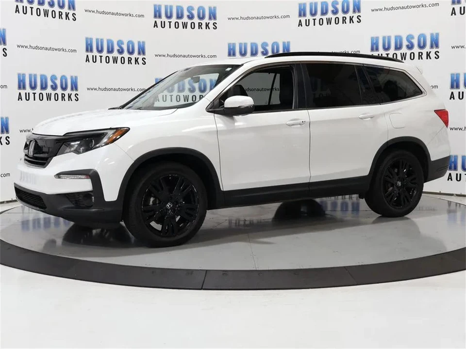 2021 Honda Pilot 3rd Gen - Image 2 of 31