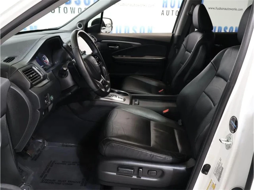 2021 Honda Pilot 3rd Gen - Image 14 of 31
