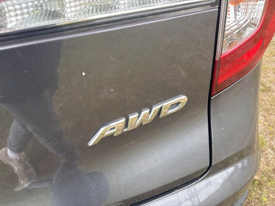 2021 Honda Pilot 3rd Gen - Image 11 of 21