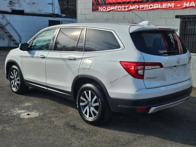 2021 Honda Pilot 3rd Gen - Image 8 of 12