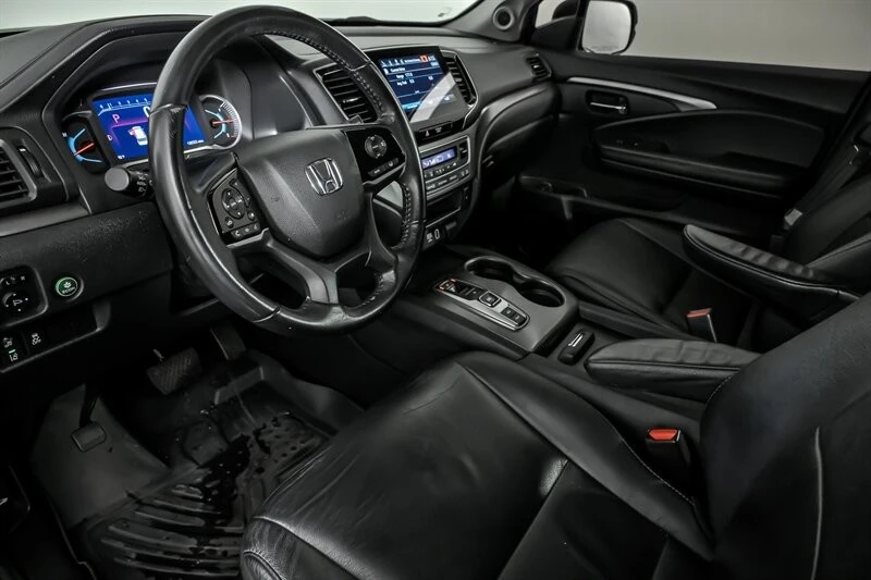 2021 Honda Pilot 3rd Gen - Image 17 of 21