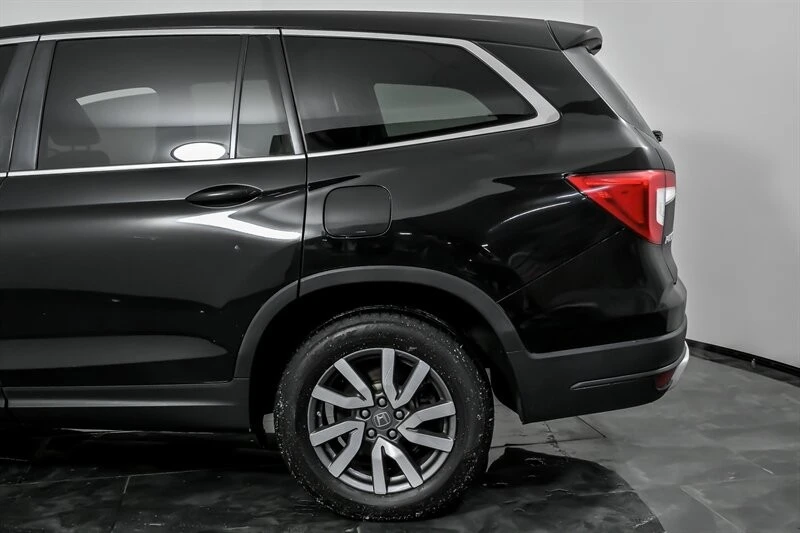 2021 Honda Pilot 3rd Gen - Image 8 of 21