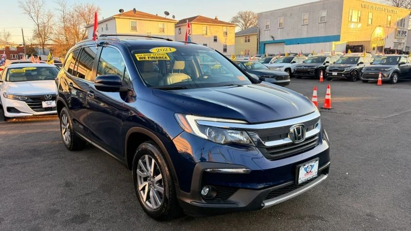 2021 Honda Pilot 3rd Gen - Image 2 of 12