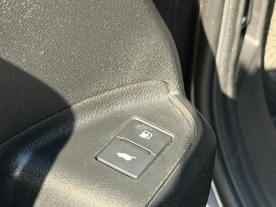 2021 Honda Pilot 3rd Gen - Image 9 of 21