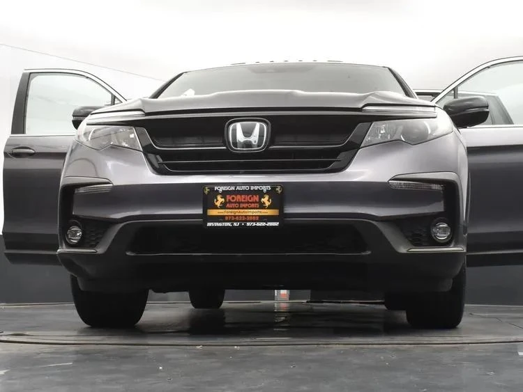 2021 Honda Pilot 3rd Gen - Image 11 of 12
