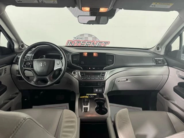 2021 Honda Pilot 3rd Gen - Image 11 of 12