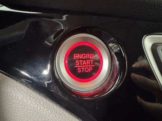2021 Honda Pilot 3rd Gen - Image 17 of 21