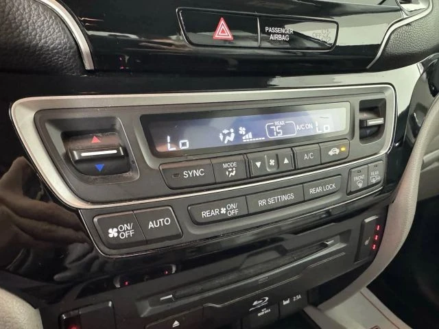 2021 Honda Pilot 3rd Gen - Image 21 of 21