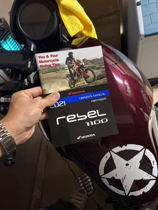 2021 Honda Motorcycles - Image 2 of 4