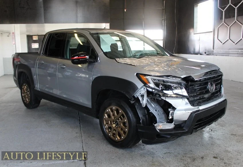 2021 Honda Ridgeline 2nd Gen - Image 2 of 21
