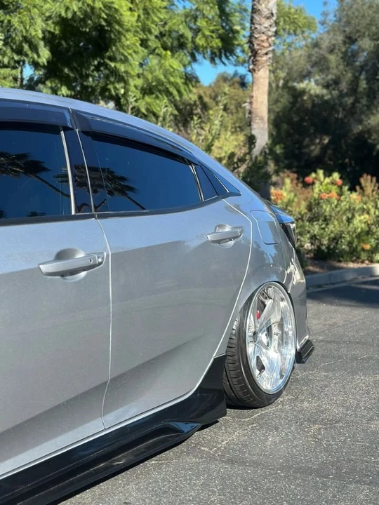 2021 Honda Civic 10th Gen - Image 7 of 19
