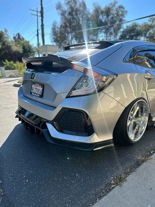 2021 Honda Civic 10th Gen - Image 15 of 19