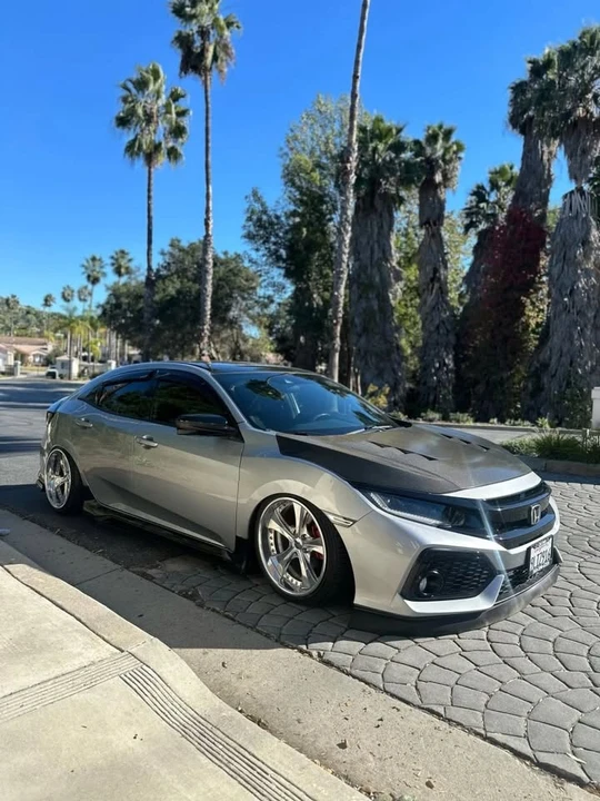 2021 Honda Civic 10th Gen - Image 9 of 19