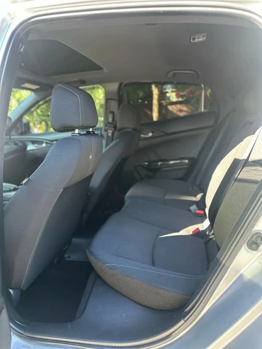 2021 Honda Civic 10th Gen - Image 13 of 19