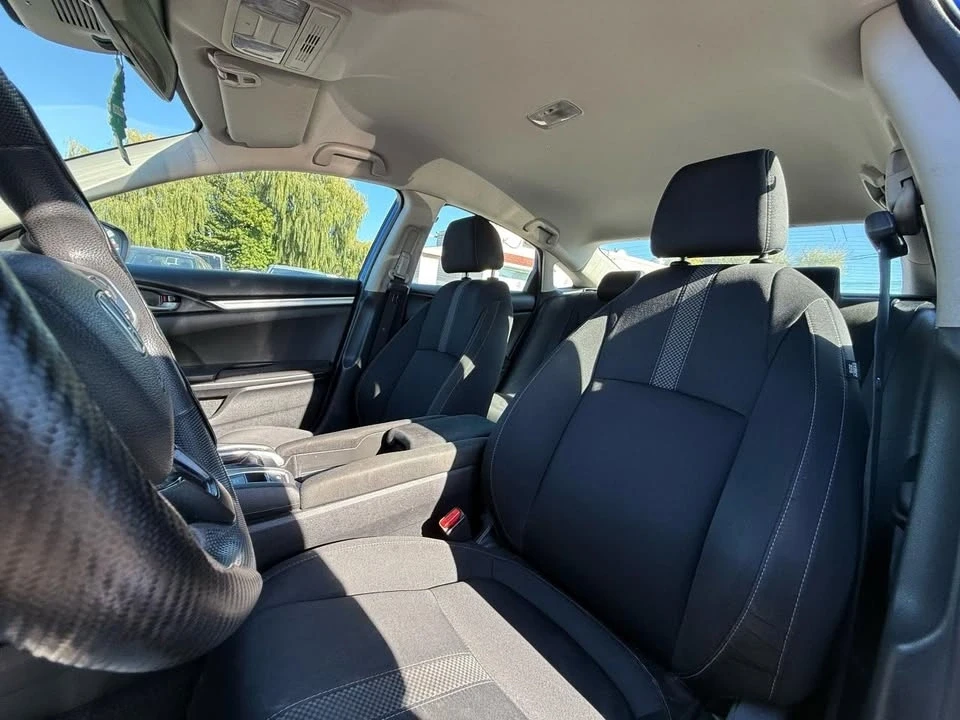 2021 Honda Civic 10th Gen - Image 10 of 18
