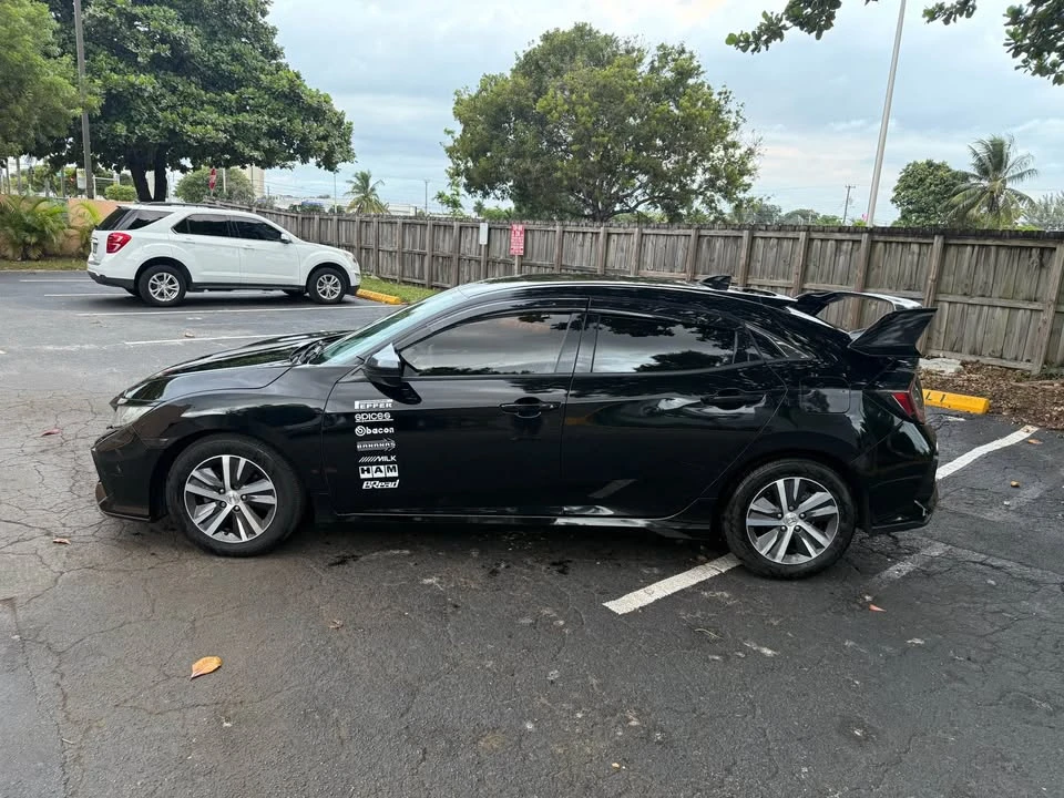 2021 Honda Civic 10th Gen - Image 2 of 16