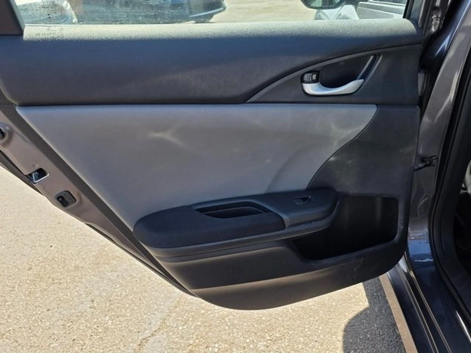 2021 Honda Civic 10th Gen - Image 19 of 20