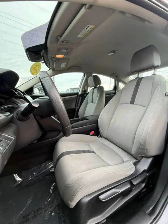 2021 Honda Civic 10th Gen - Image 9 of 13