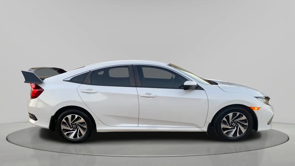 2021 Honda Civic 10th Gen - Image 7 of 20