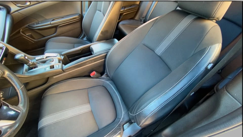 2021 Honda Civic 10th Gen - Image 12 of 18