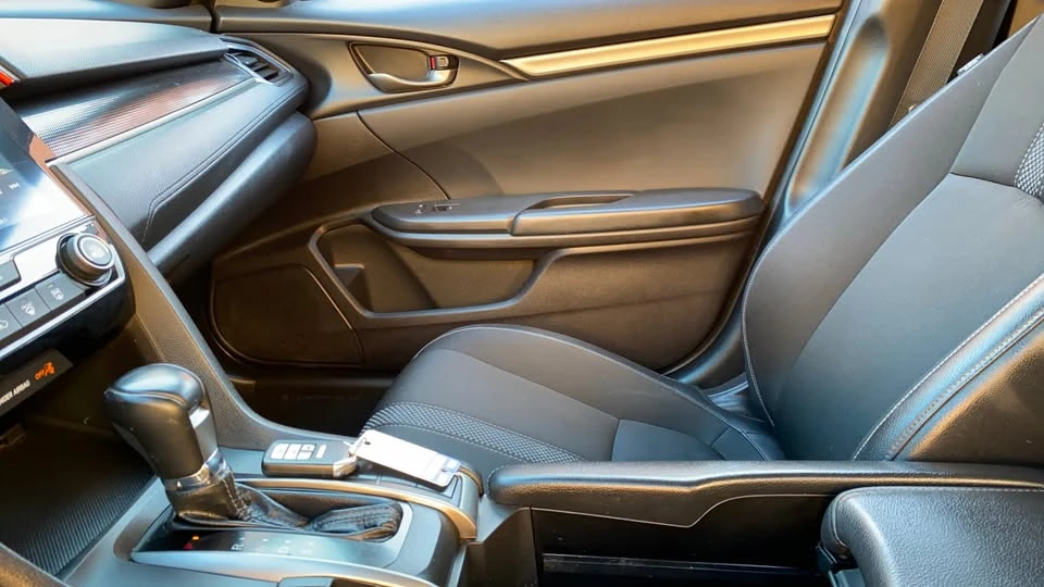 2021 Honda Civic 10th Gen - Image 13 of 18