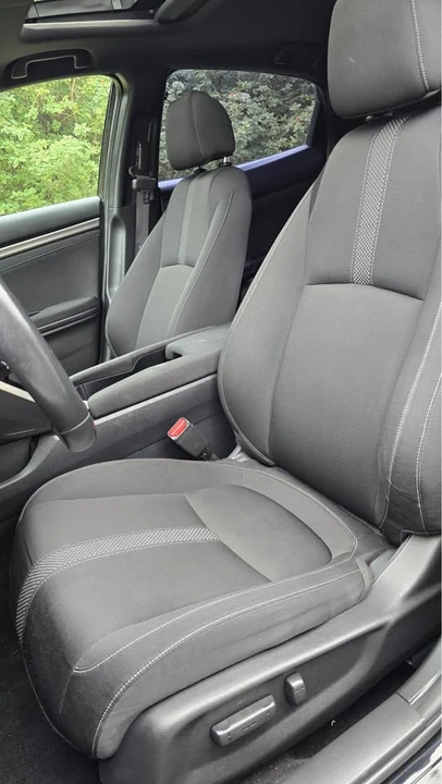 2021 Honda Civic 10th Gen - Image 6 of 13