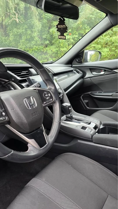 2021 Honda Civic 10th Gen - Image 5 of 13