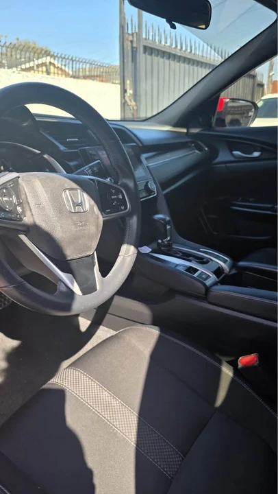 2021 Honda Civic 10th Gen - Image 4 of 12