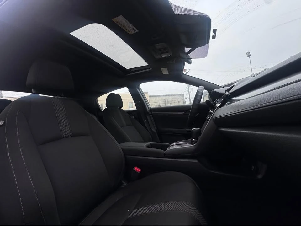 2021 Honda Civic 10th Gen - Image 7 of 10