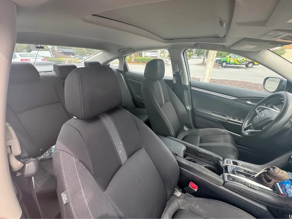 2021 Honda Civic 10th Gen - Image 6 of 7