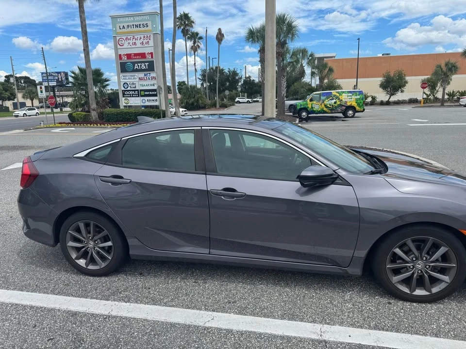 2021 Honda Civic 10th Gen - Image 3 of 7