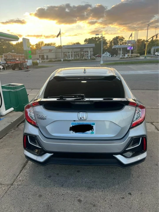 2021 Honda Civic 10th Gen - Image 4 of 8