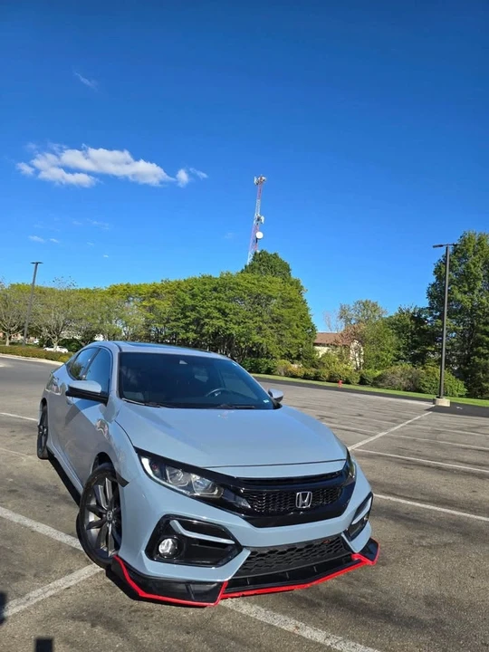 2021 Honda Civic 10th Gen - Image 2 of 9