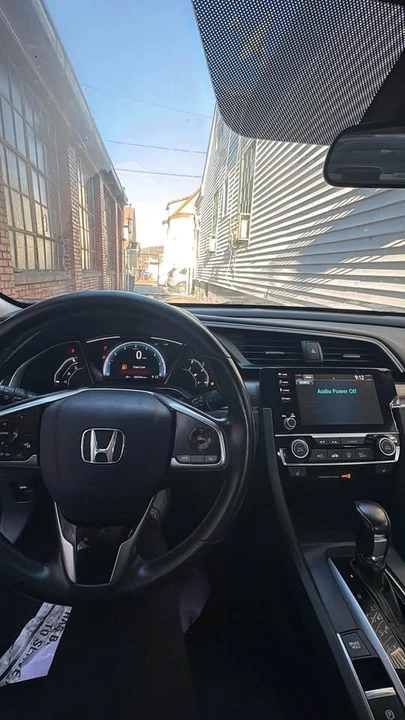 2021 Honda Civic 10th Gen - Image 5 of 6