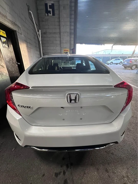 2021 Honda Civic 10th Gen - Image 3 of 6