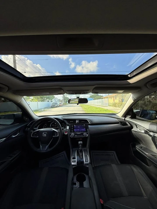 2021 Honda Civic 10th Gen - Image 10 of 10