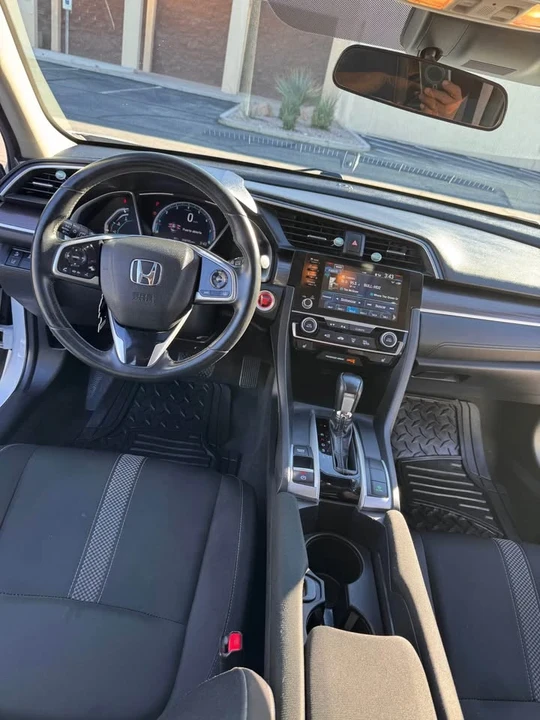 2021 Honda Civic 10th Gen - Image 4 of 12