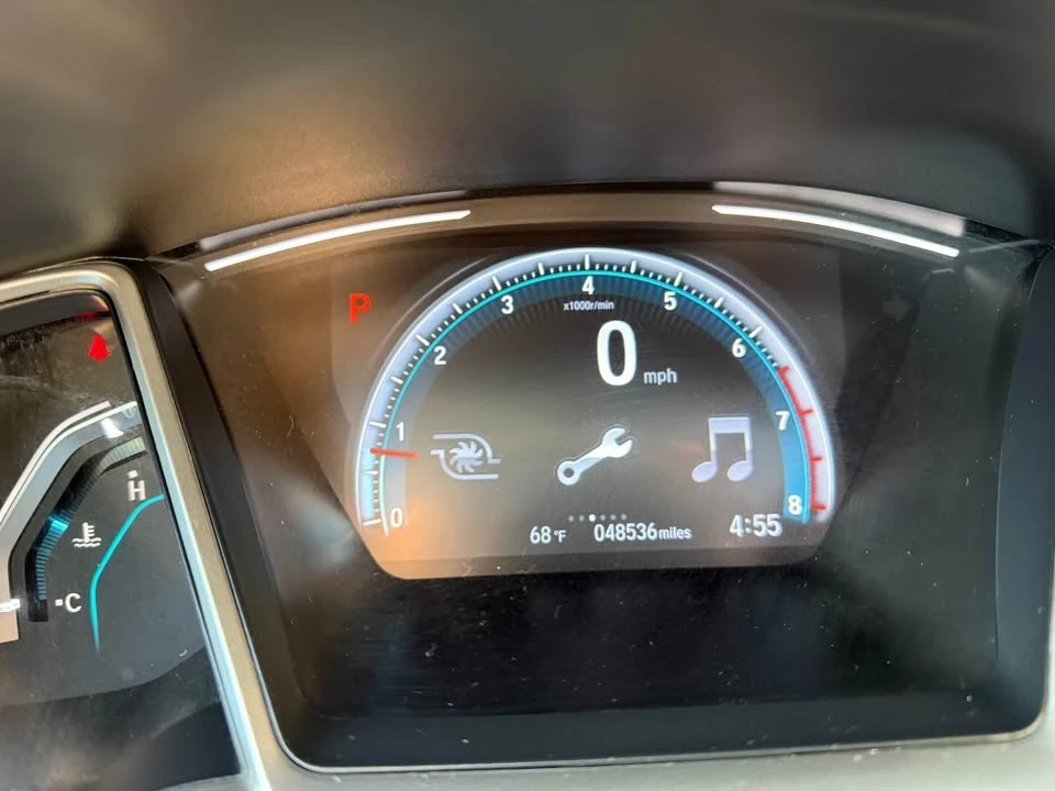 2021 Honda Civic 10th Gen - Image 10 of 13