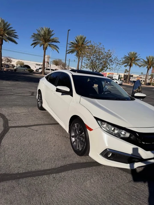 2021 Honda Civic 10th Gen - Image 8 of 12